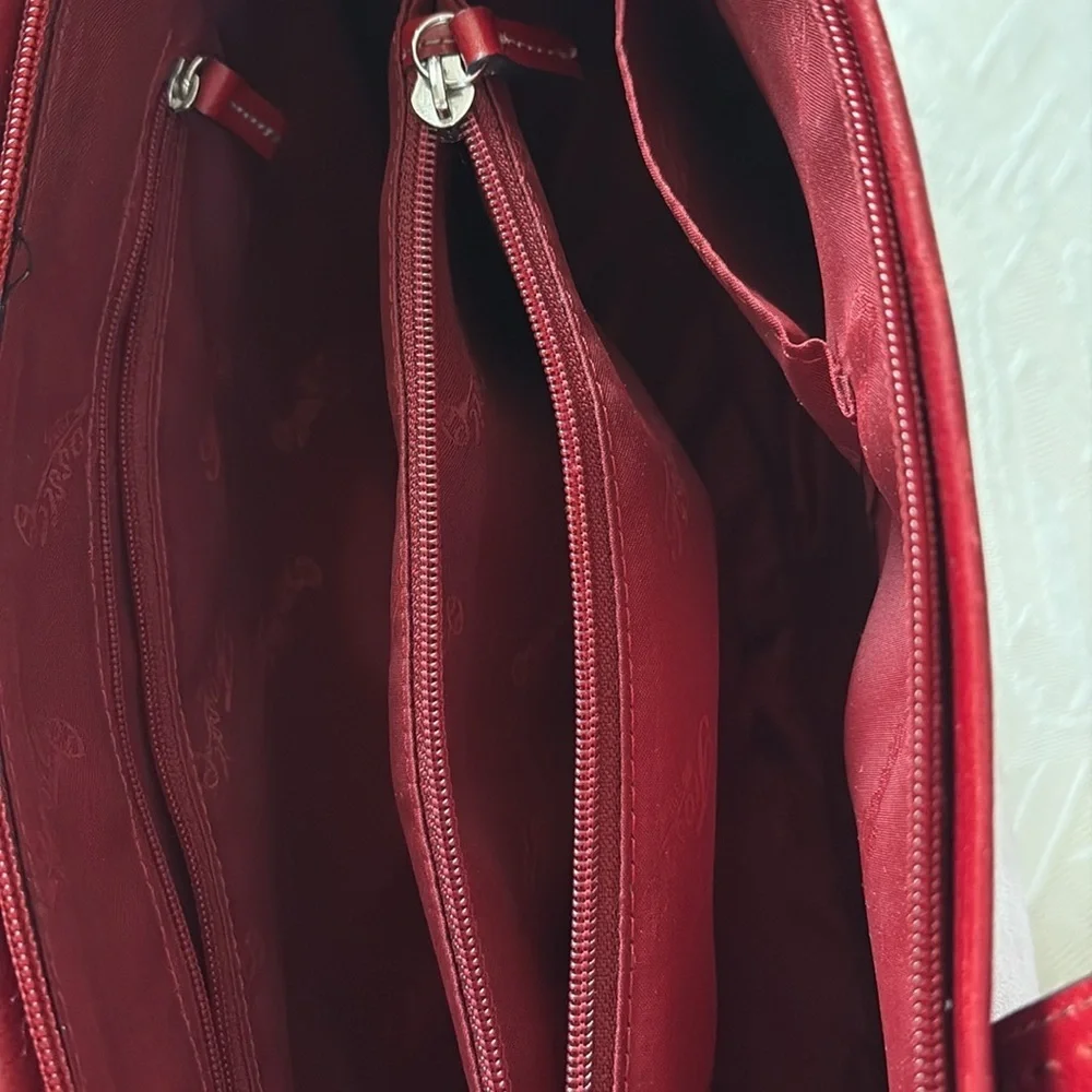 Vintage Fossil deep Red Leather satchel Handbag purse zippered / inside pockets